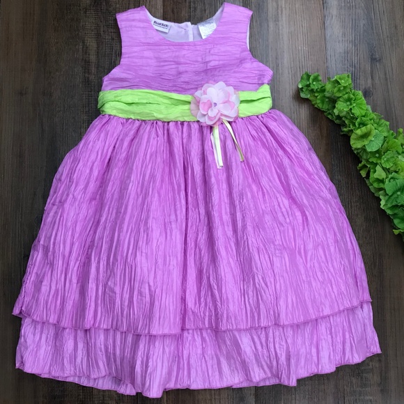 Easter Dress - Picture 1 of 7